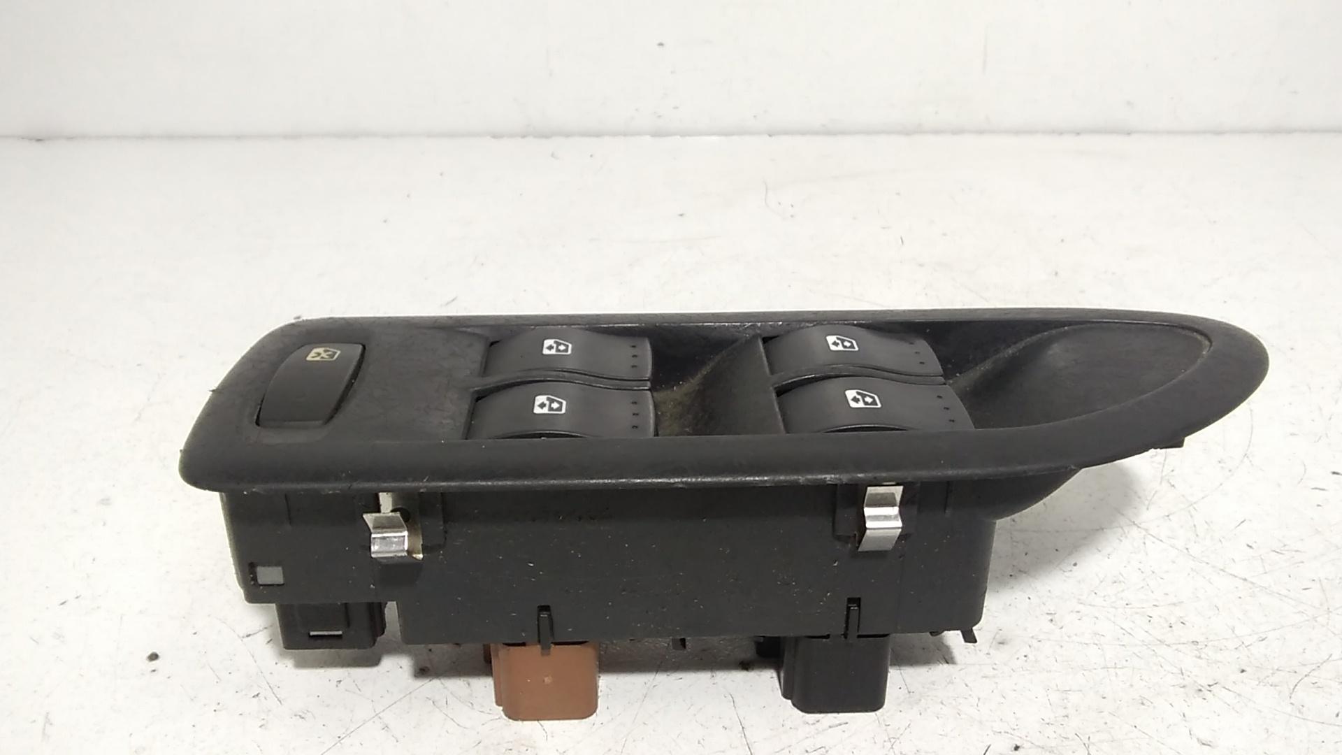 Pulsantiera anteriore sinistra Guida RENAULT Laguna Grand Tour 4 Serie