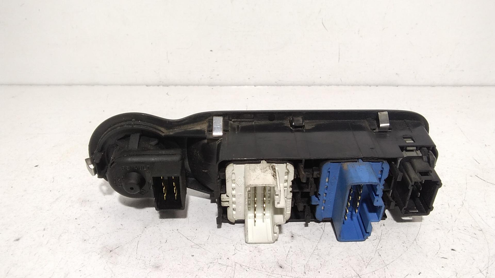 Pulsantiera anteriore sinistra Guida RENAULT Grand Modus 1 Serie