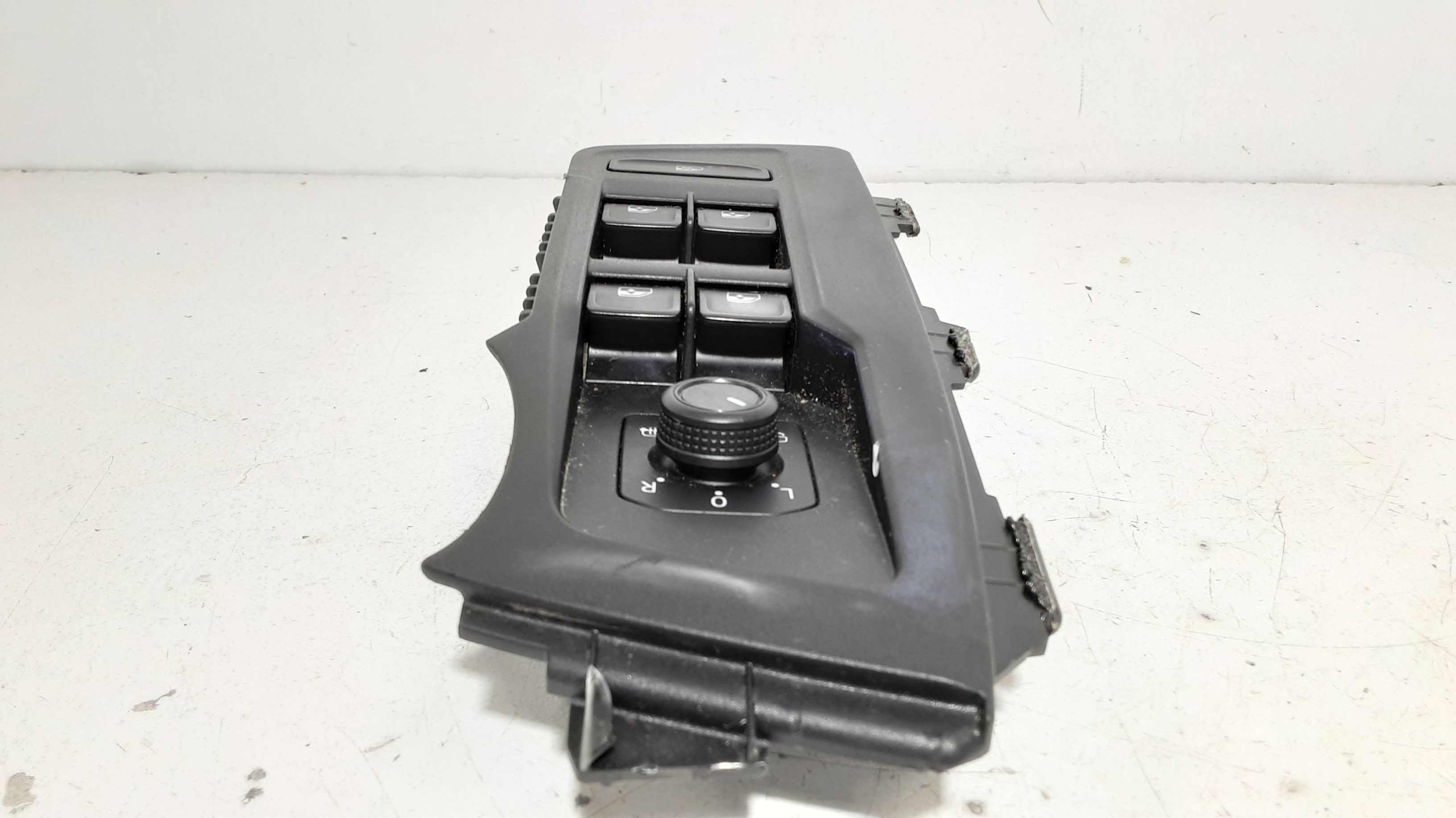 Pulsantiera anteriore sinistra Guida VOLKSWAGEN Tiguan Serie