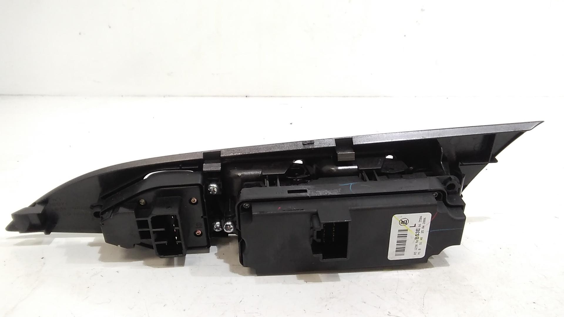 Pulsantiera anteriore sinistra Guida MAZDA 3 Berlina Serie (03>09)