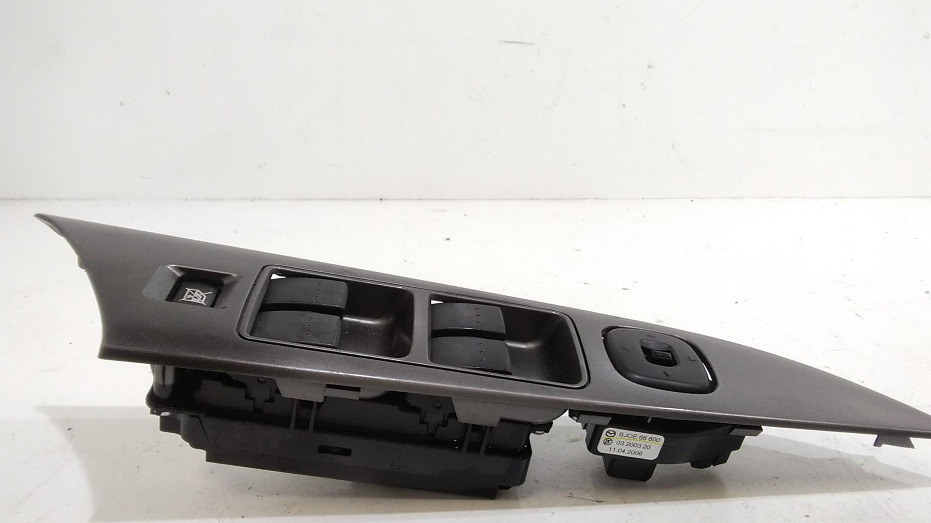 Pulsantiera anteriore sinistra Guida MAZDA 3 Berlina Serie (03>09)