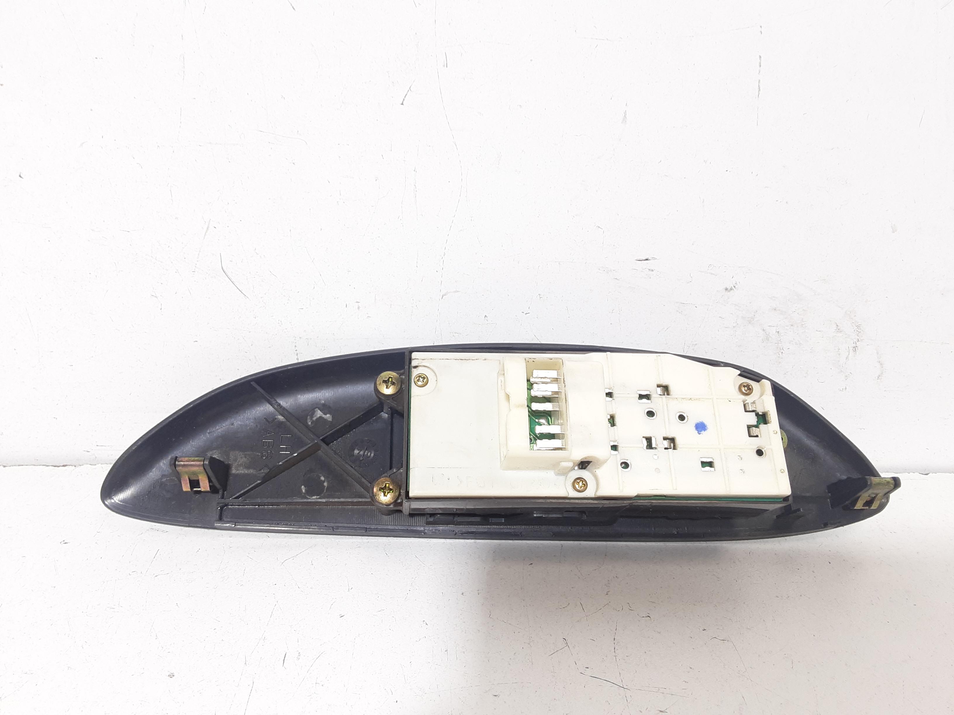 Pulsantiera anteriore sinistra Guida TOYOTA Yaris 1 Serie