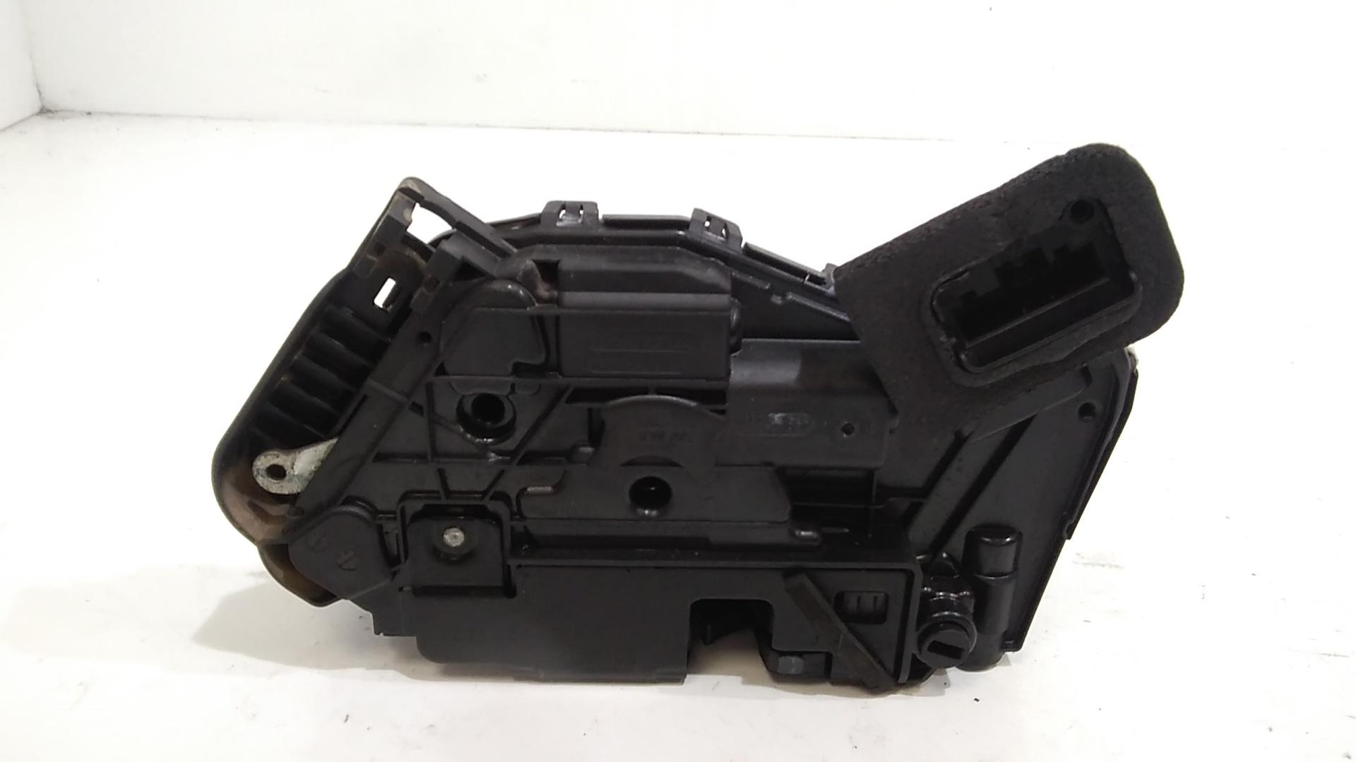 Serratura Posteriore destra VOLKSWAGEN Tiguan Serie