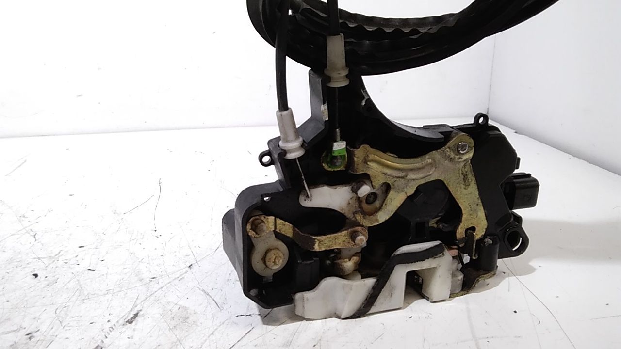 Serratura Anteriore Sinistra MITSUBISHI Colt Serie 5P (Z) (06>12)