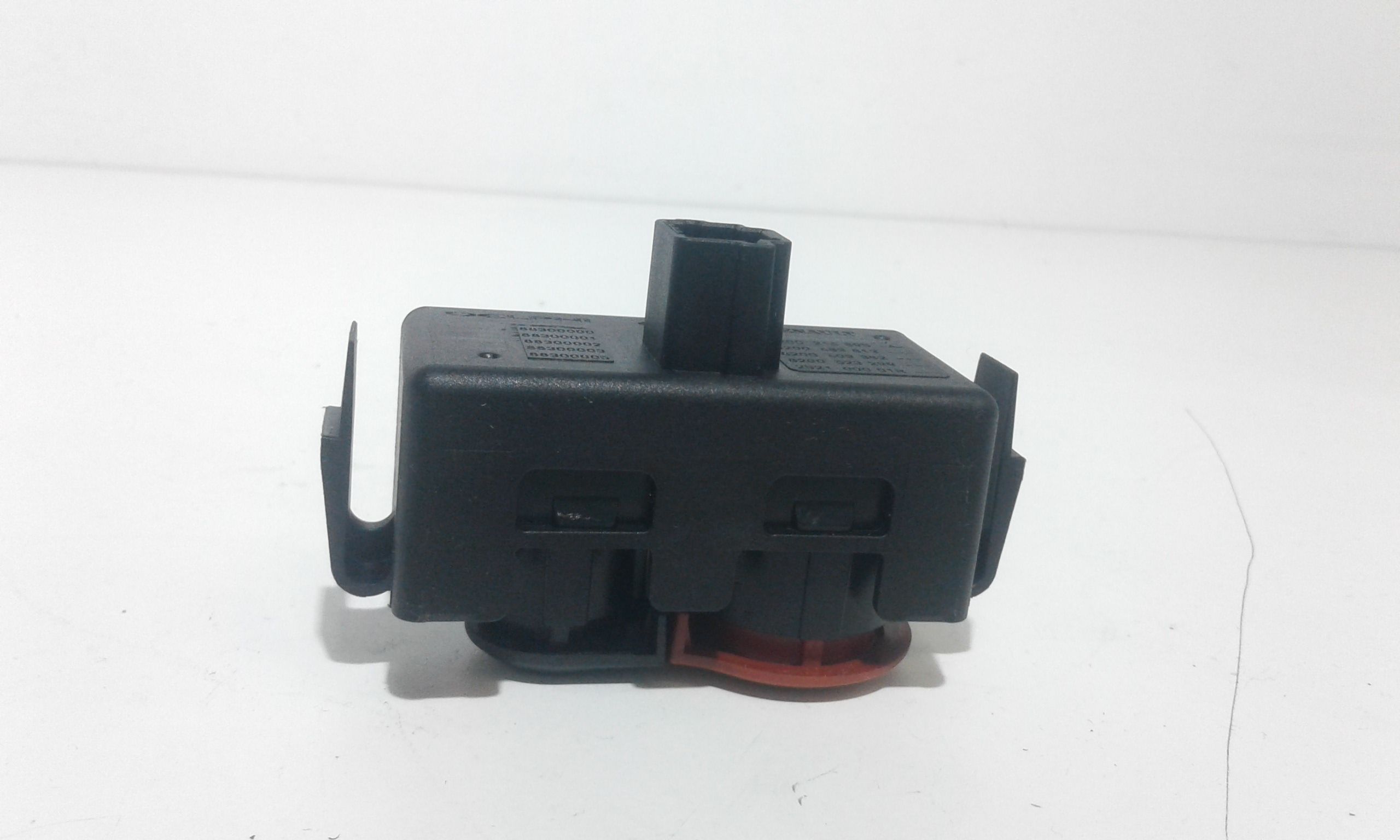 Pulsante luci di emergenza RENAULT Clio Serie (04>08)