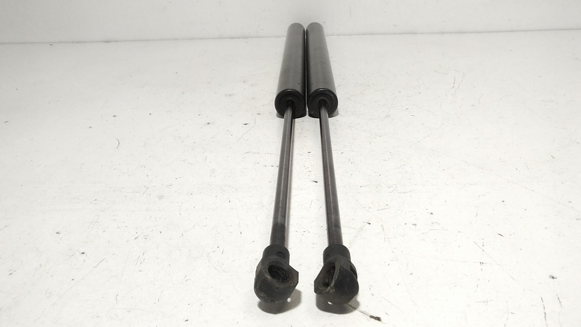 Pistoncini cofano Post. PEUGEOT Rifter Serie (18>)