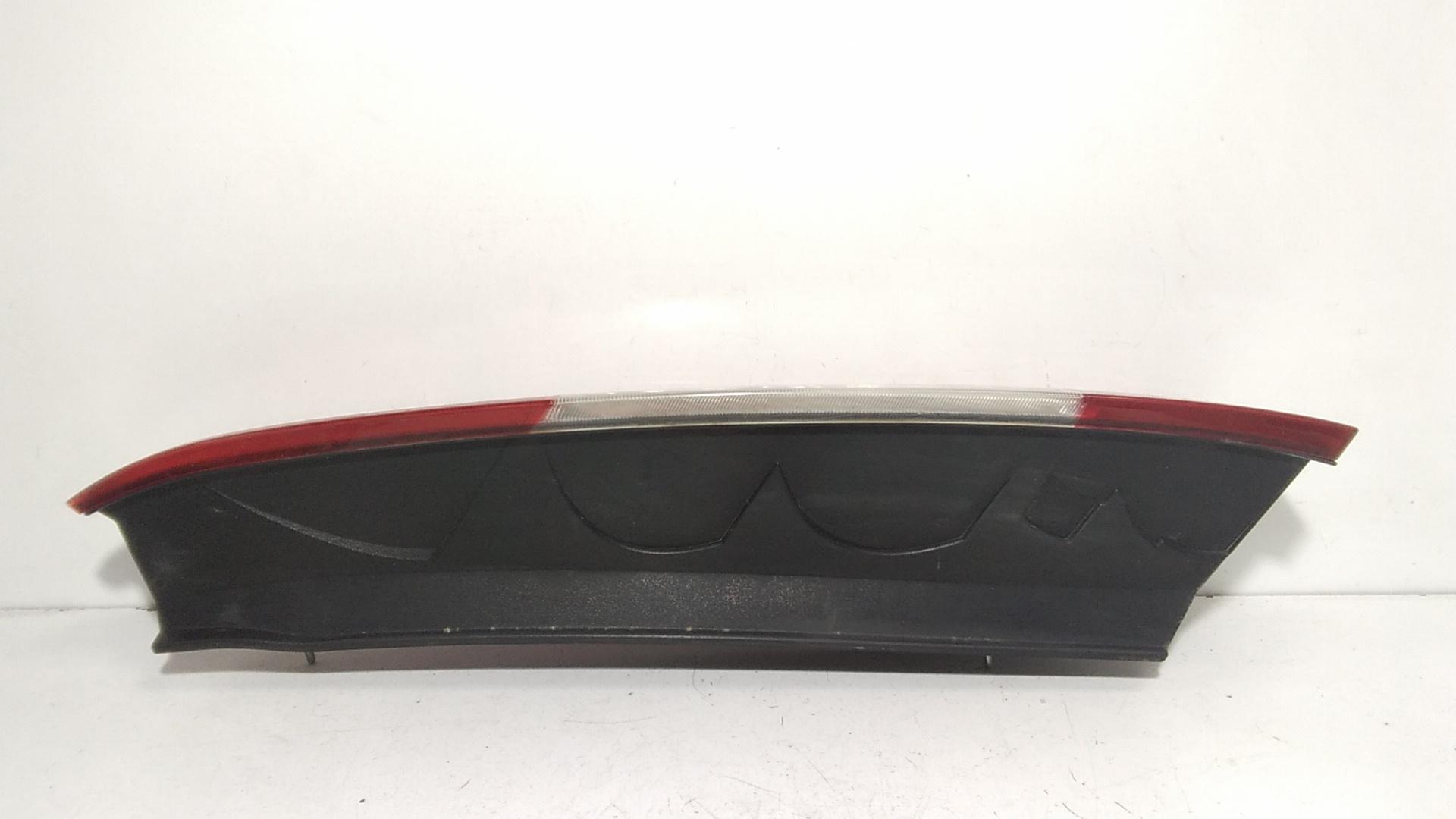 Stop fanale posteriore Destro Passeggero FORD C - Max Serie (03>07)