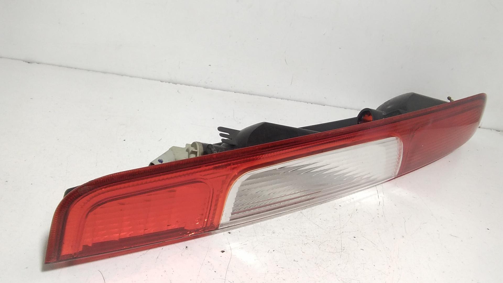 Stop fanale posteriore Destro Passeggero FORD Focus Berlina 3 Serie