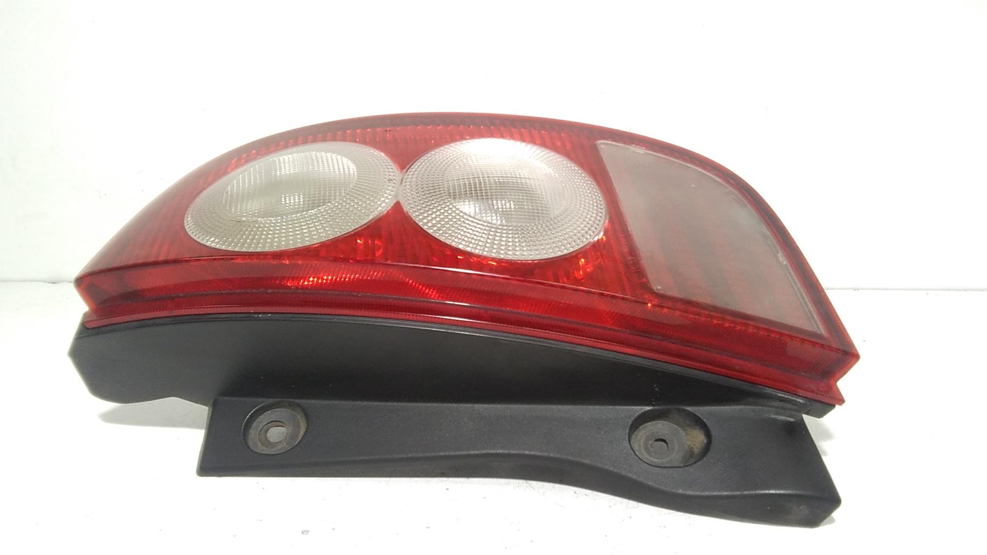 Stop fanale posteriore Destro Passeggero NISSAN Micra 4 Serie