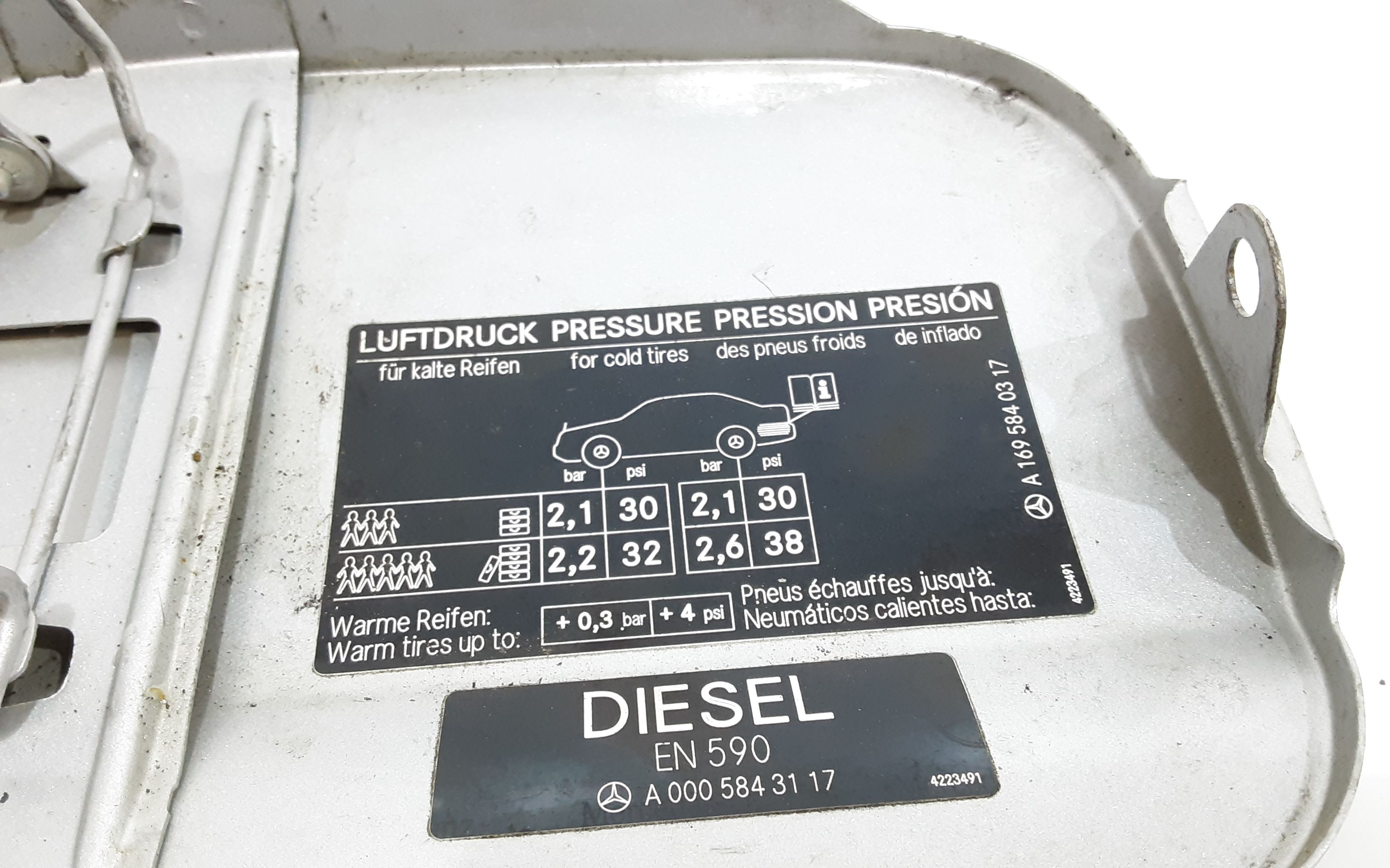 Sportellino Carburante MERCEDES Classe A W169 3 Serie