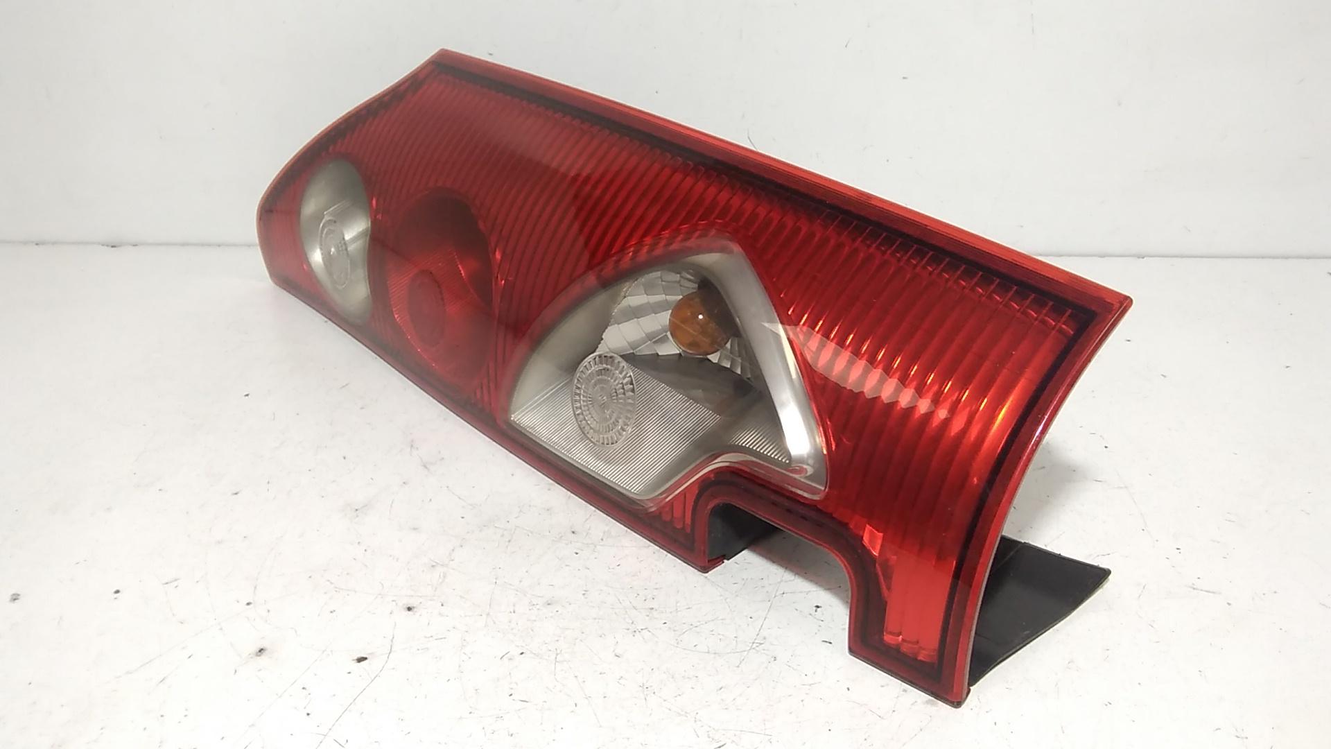 Stop fanale Posteriore sinistro lato Guida RENAULT Kangoo 4 Serie