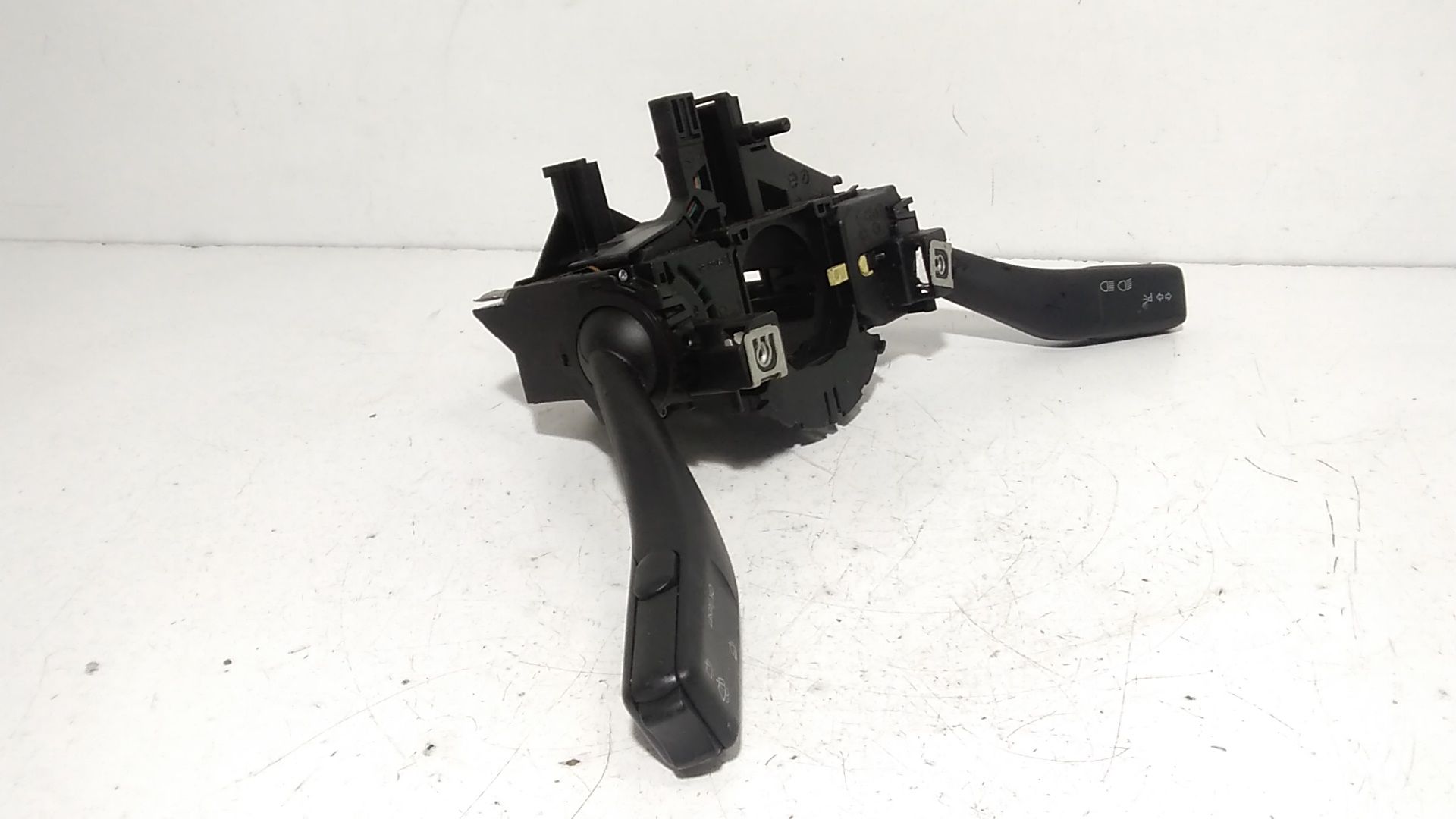 Devioluci VOLKSWAGEN Golf 5 Berlina (03>08)