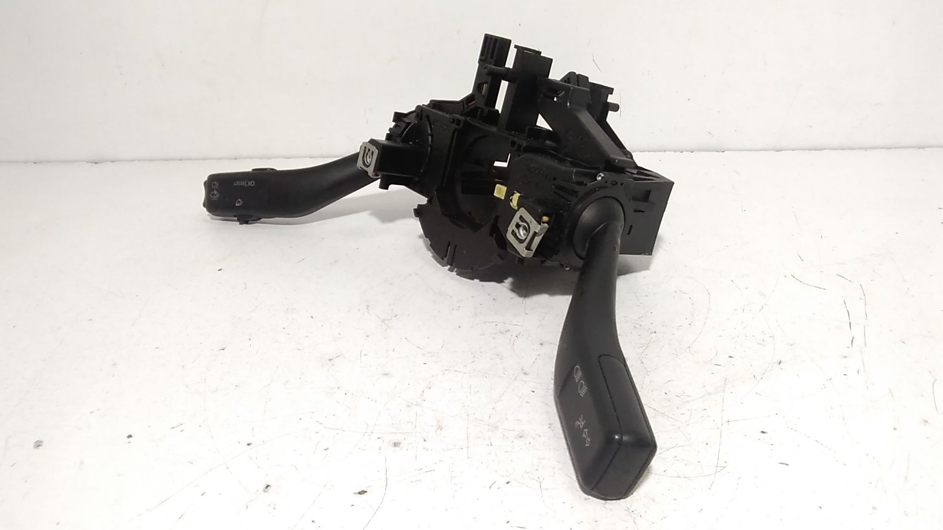 Devioluci VOLKSWAGEN Golf 5 Berlina (03>08)