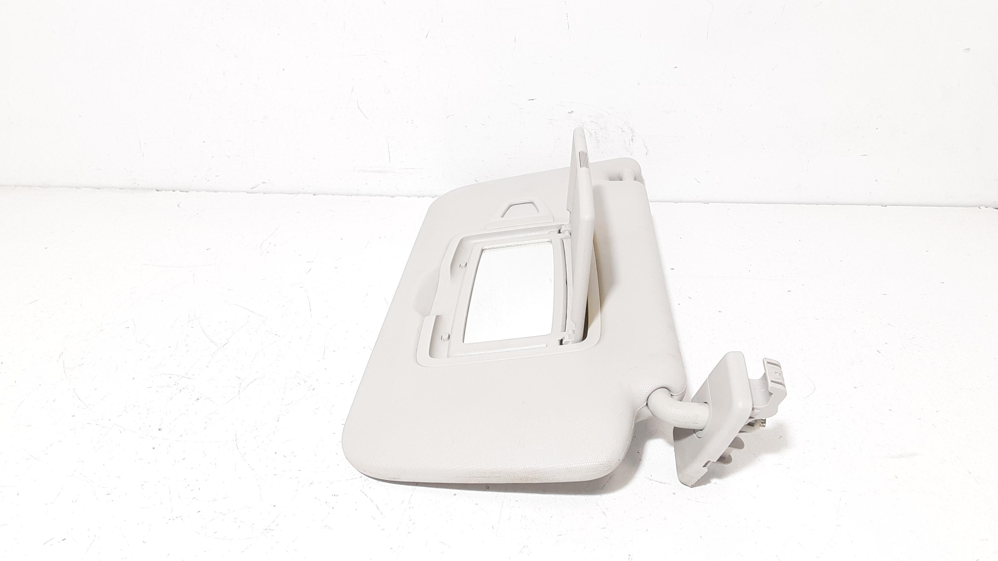 Parasole aletta Lato Passeggero MERCEDES CLA Serie (13>)