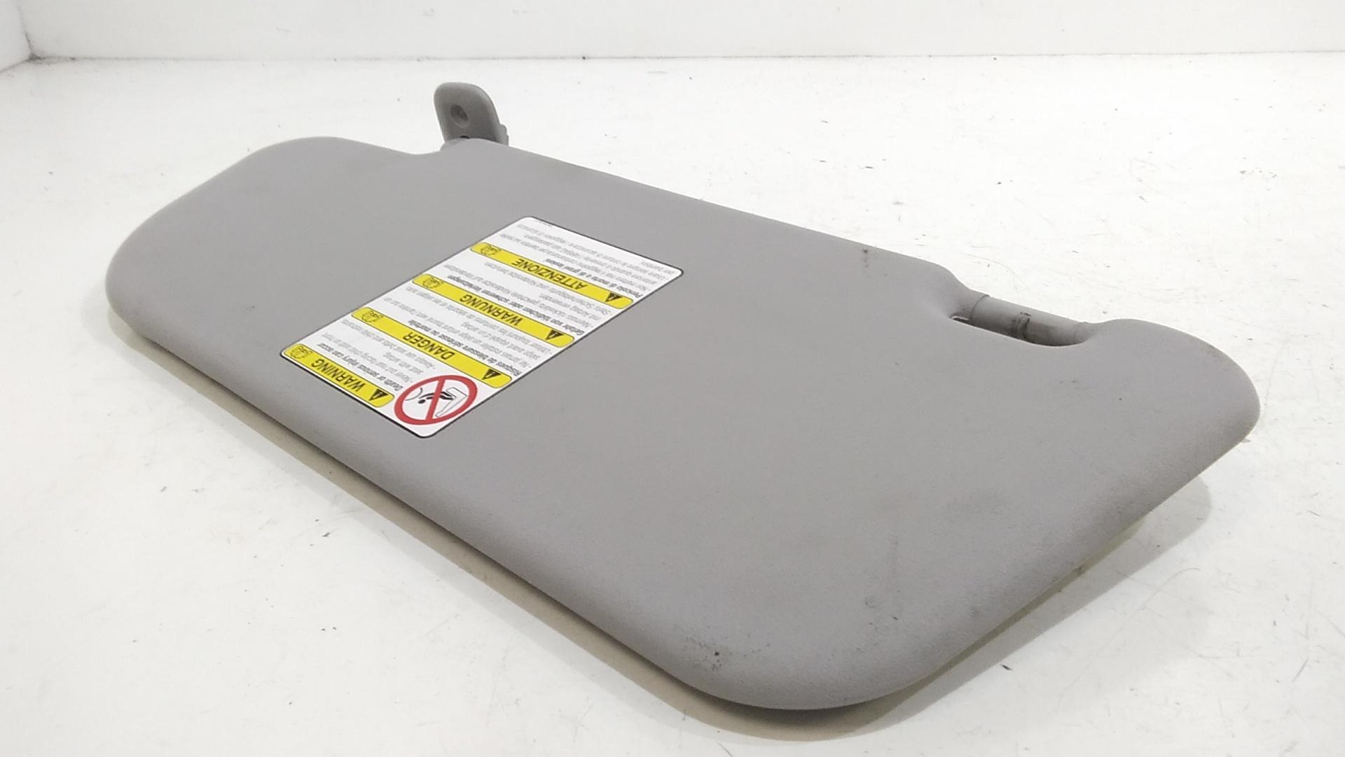 Parasole aletta Lato Passeggero MAZDA 3 Berlina Serie (03>09)