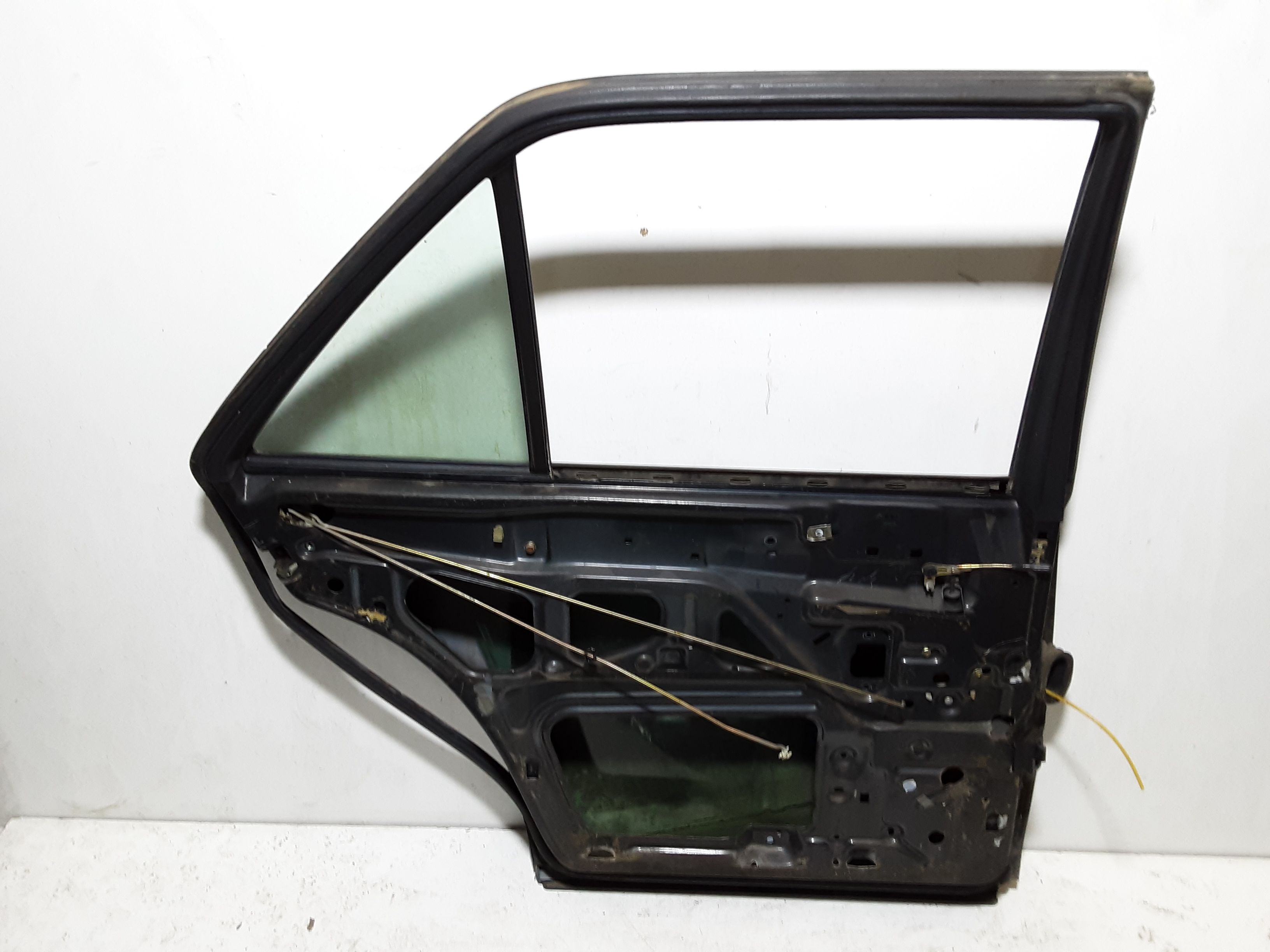 Portiera Posteriore Sinistra MERCEDES Classe E W124