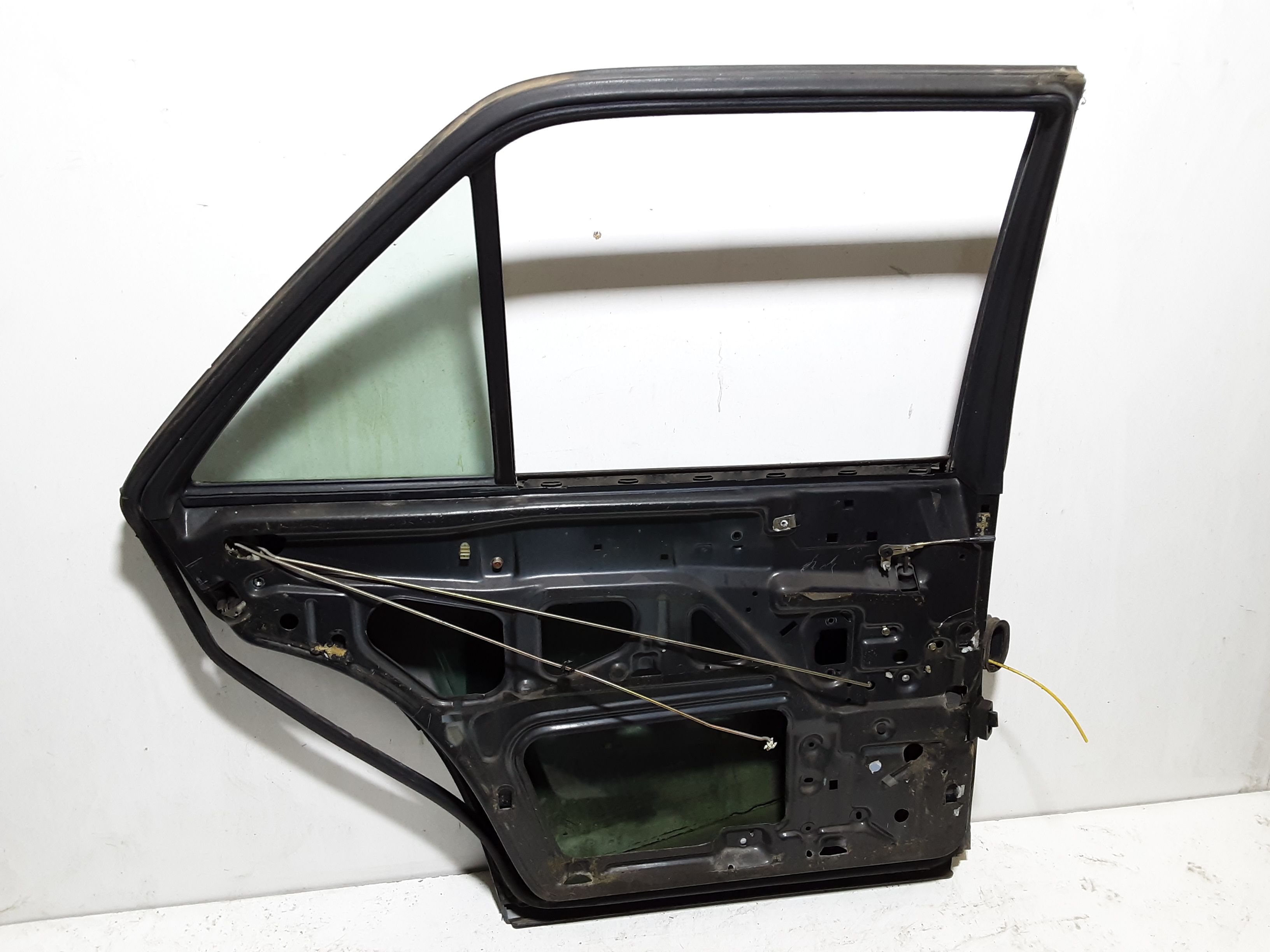 Portiera Posteriore Sinistra MERCEDES Classe E W124