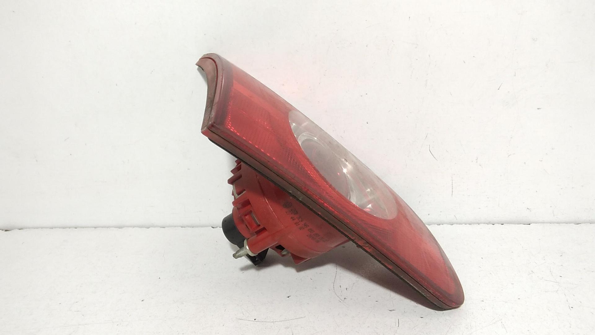 Stop Posteriore Sinistro Integrato nel Portello VOLKSWAGEN Passat Variant 4 Serie