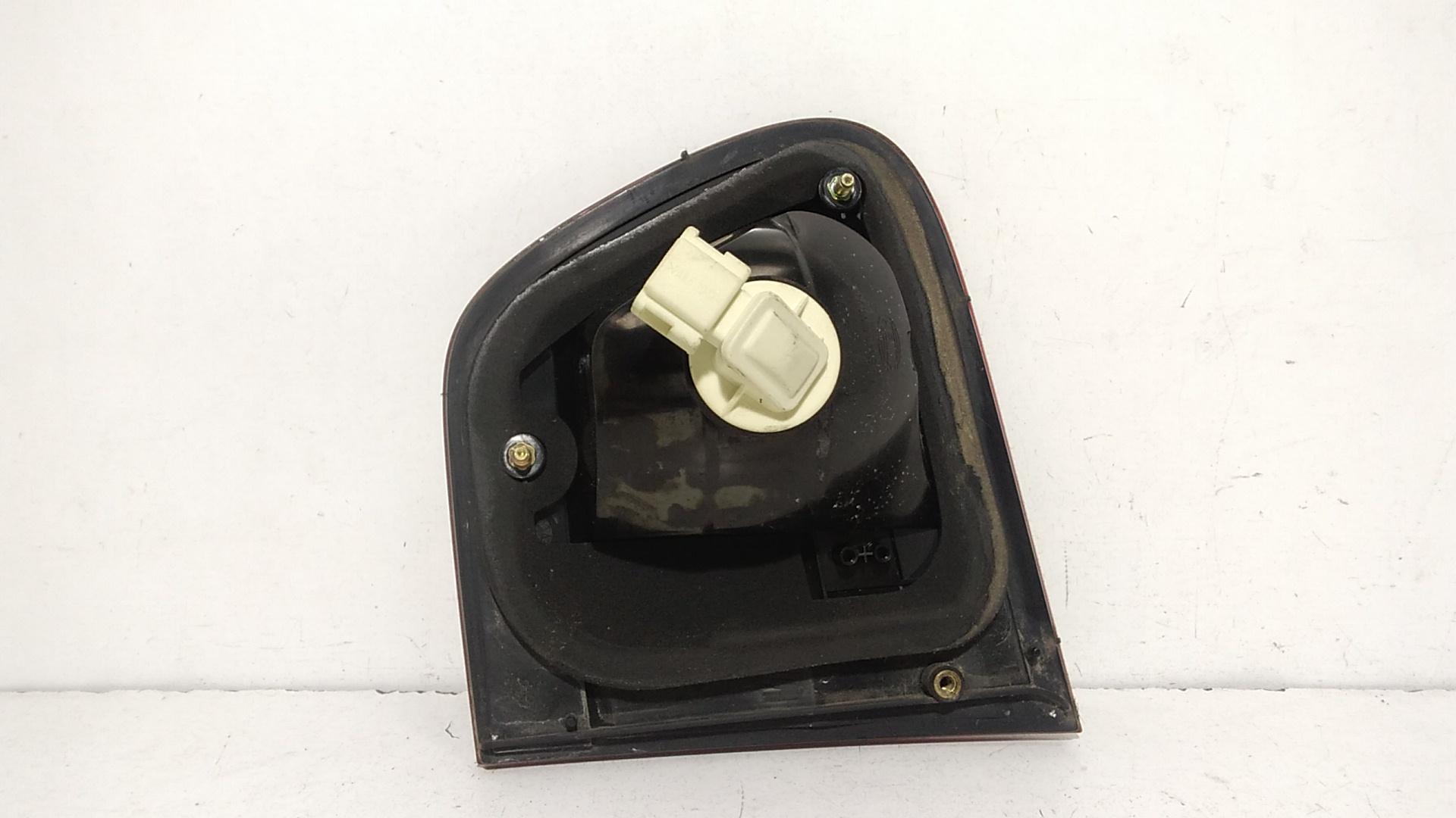 Stop Posteriore Sinistro Integrato nel Portello SEAT Ibiza Serie (99>02)