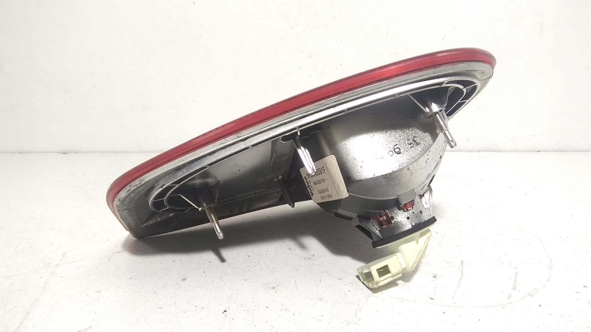 Stop Posteriore Sinistro Integrato nel Portello SEAT Cordoba Berlina 3 Serie