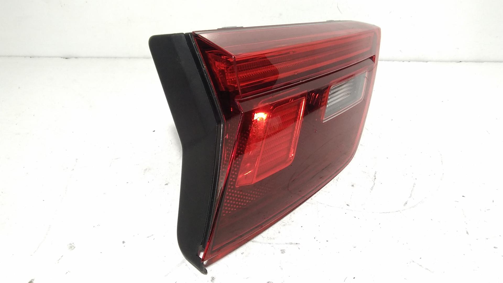 Stop Posteriore Sinistro Integrato nel Portello VOLKSWAGEN Tiguan Serie