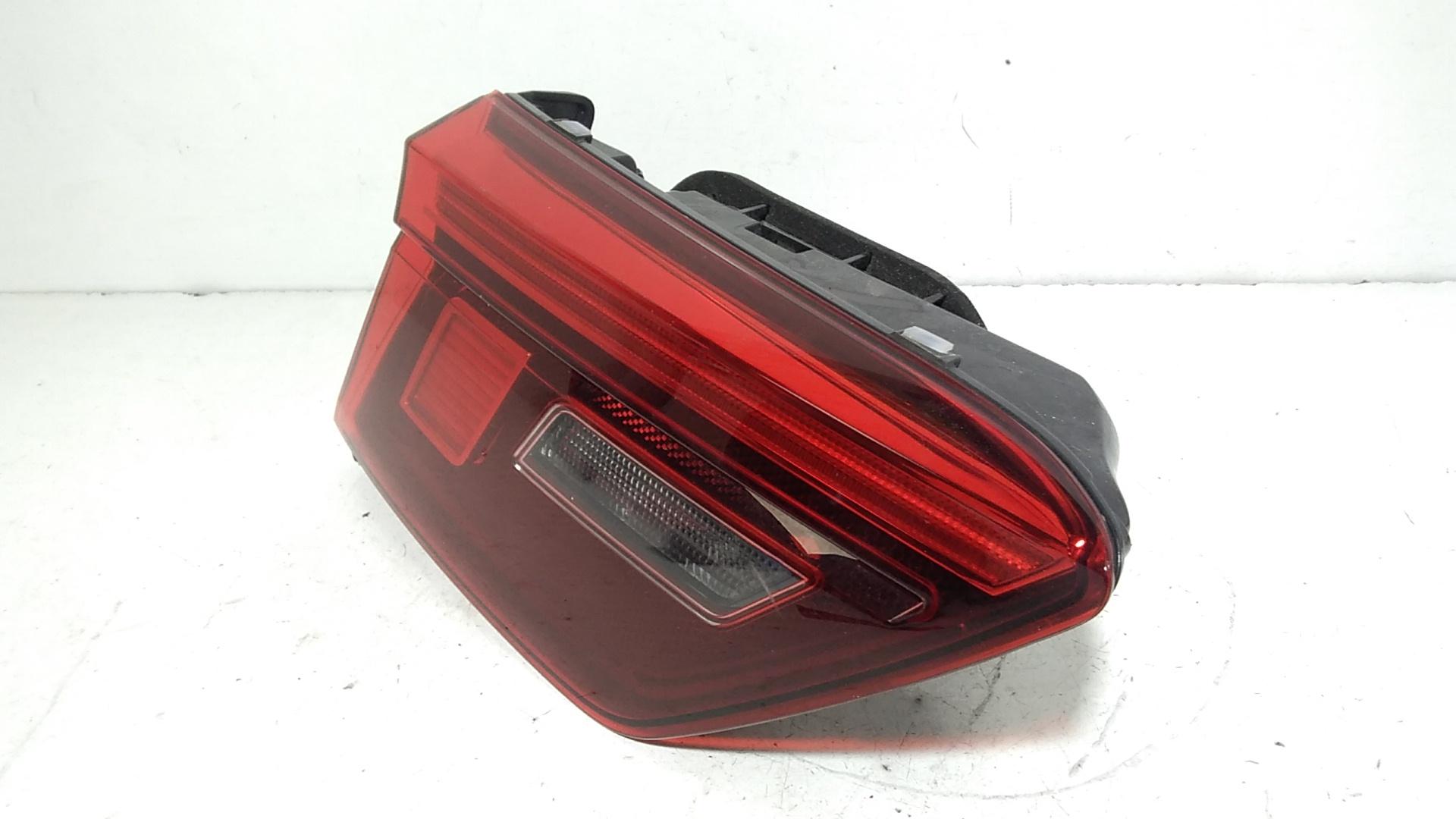 Stop Posteriore Sinistro Integrato nel Portello VOLKSWAGEN Tiguan Serie