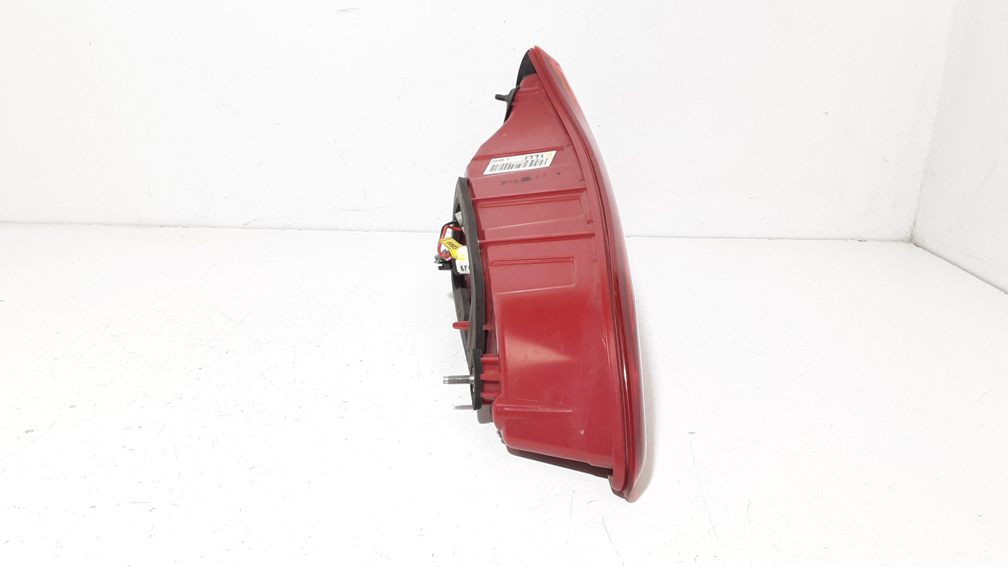 Stop Posteriore Sinistro Integrato nel Portello MERCEDES CLA Serie (13>)