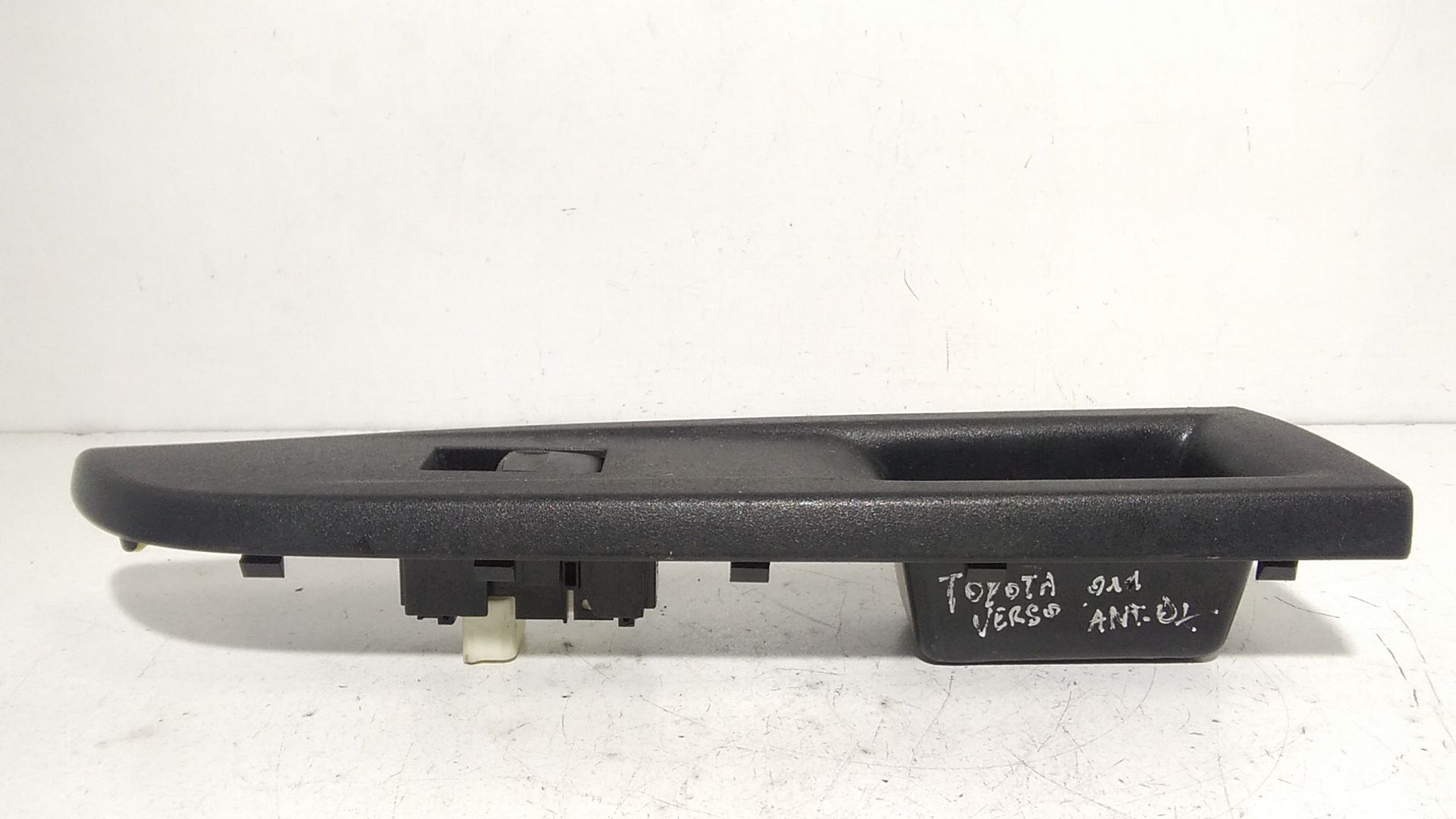 Pulsantiera Anteriore Destra Passeggero TOYOTA Verso S  (P120) (10>16)