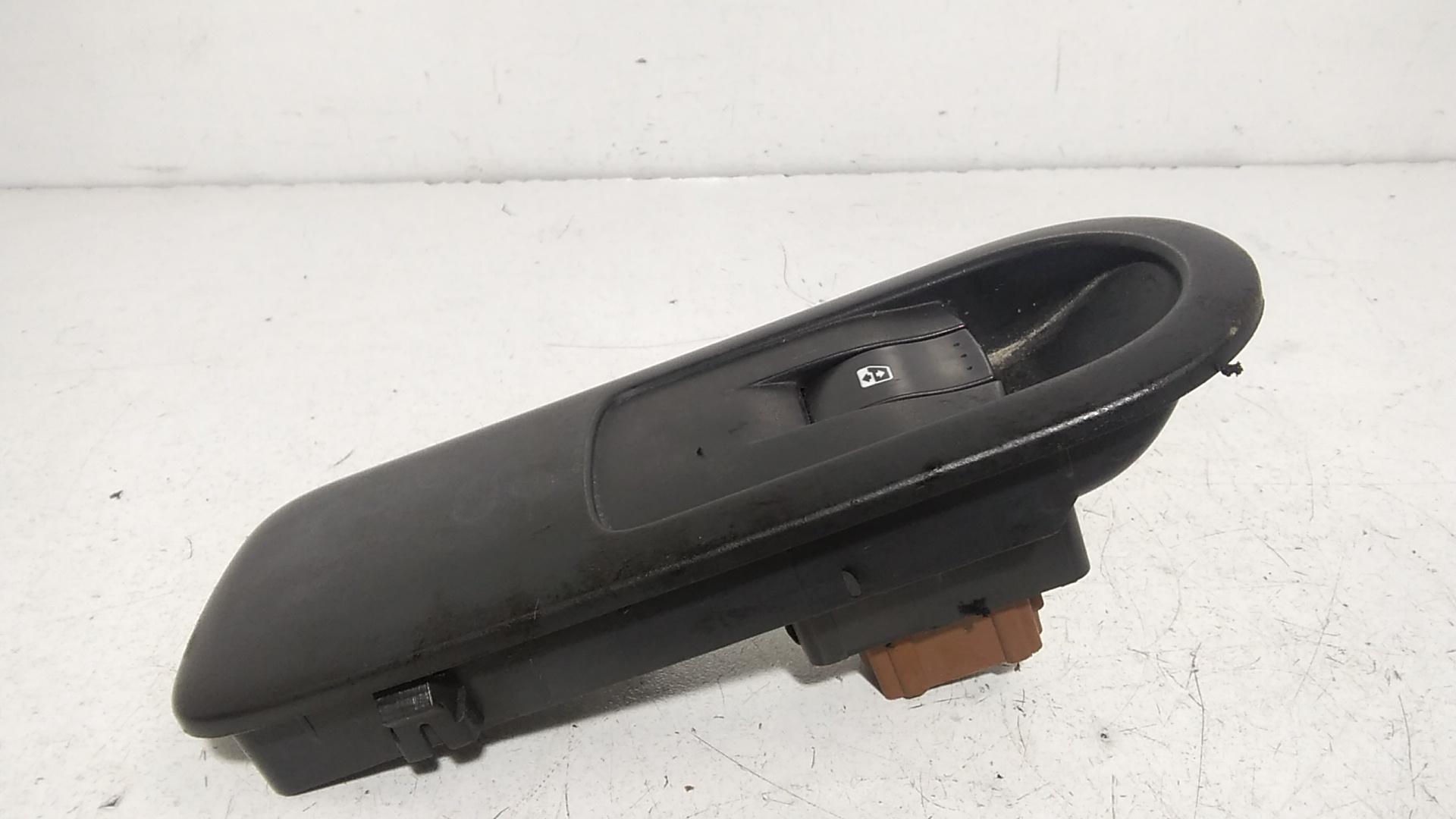 Pulsantiera Anteriore Destra Passeggero RENAULT Scenic 3 Serie