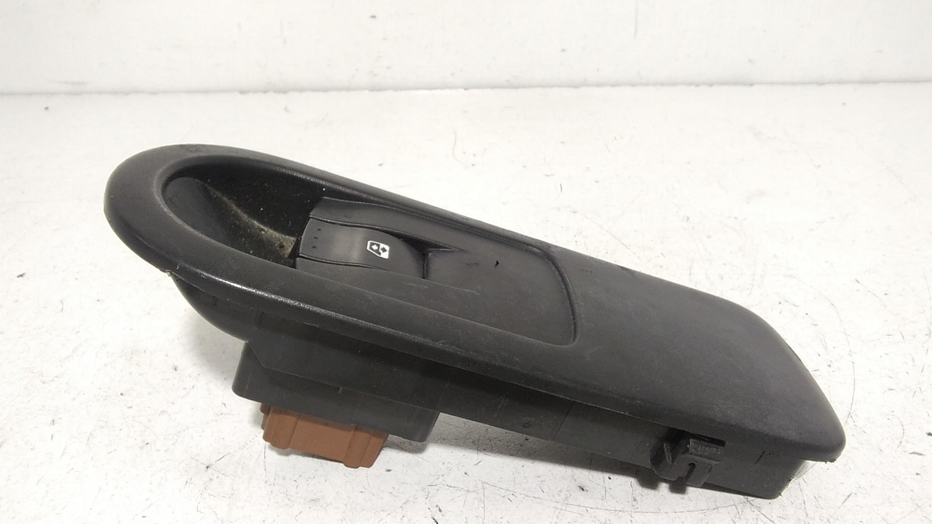 Pulsantiera Anteriore Destra Passeggero RENAULT Scenic 3 Serie