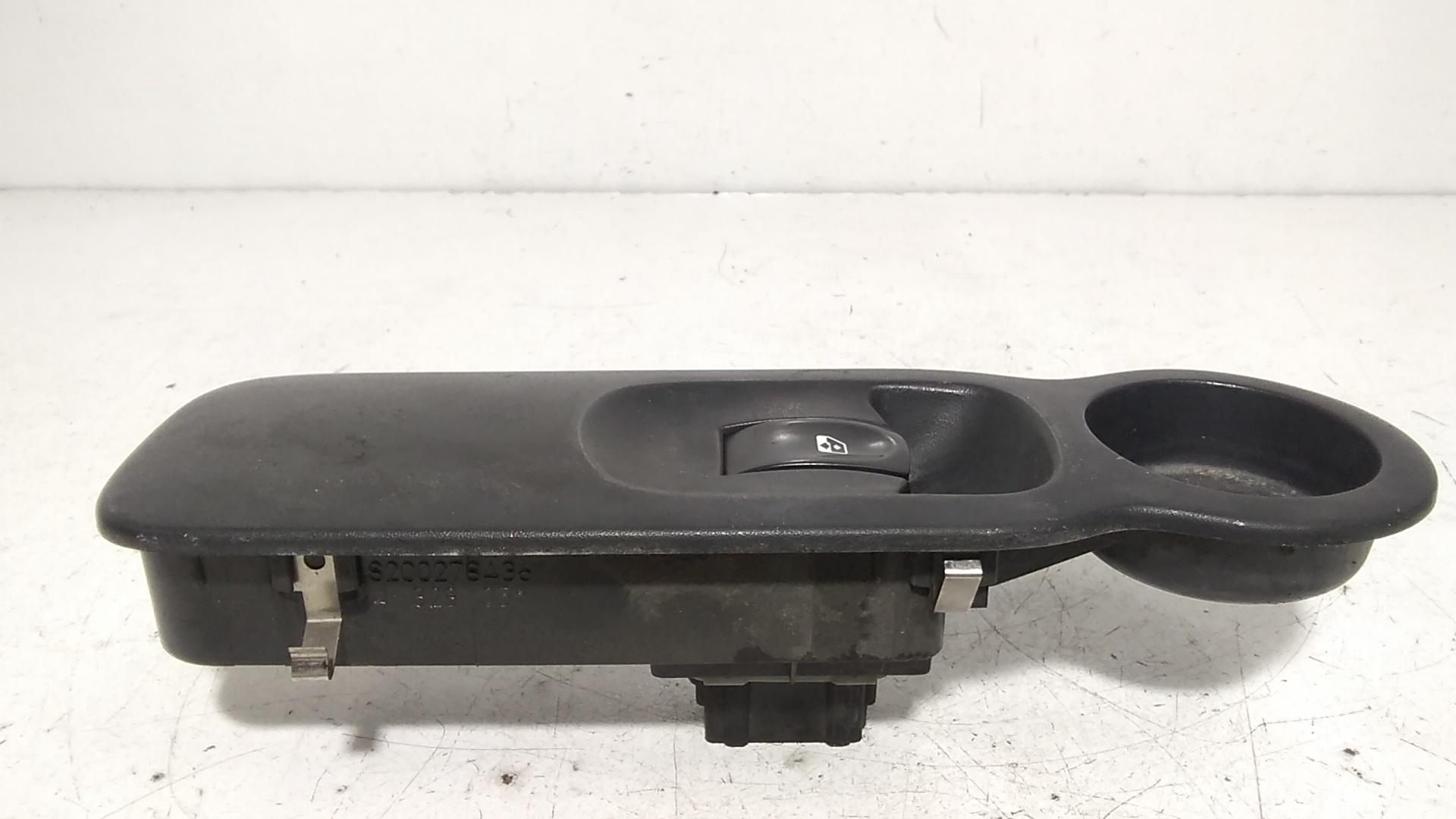 Pulsantiera Anteriore Destra Passeggero RENAULT Modus 1 Serie