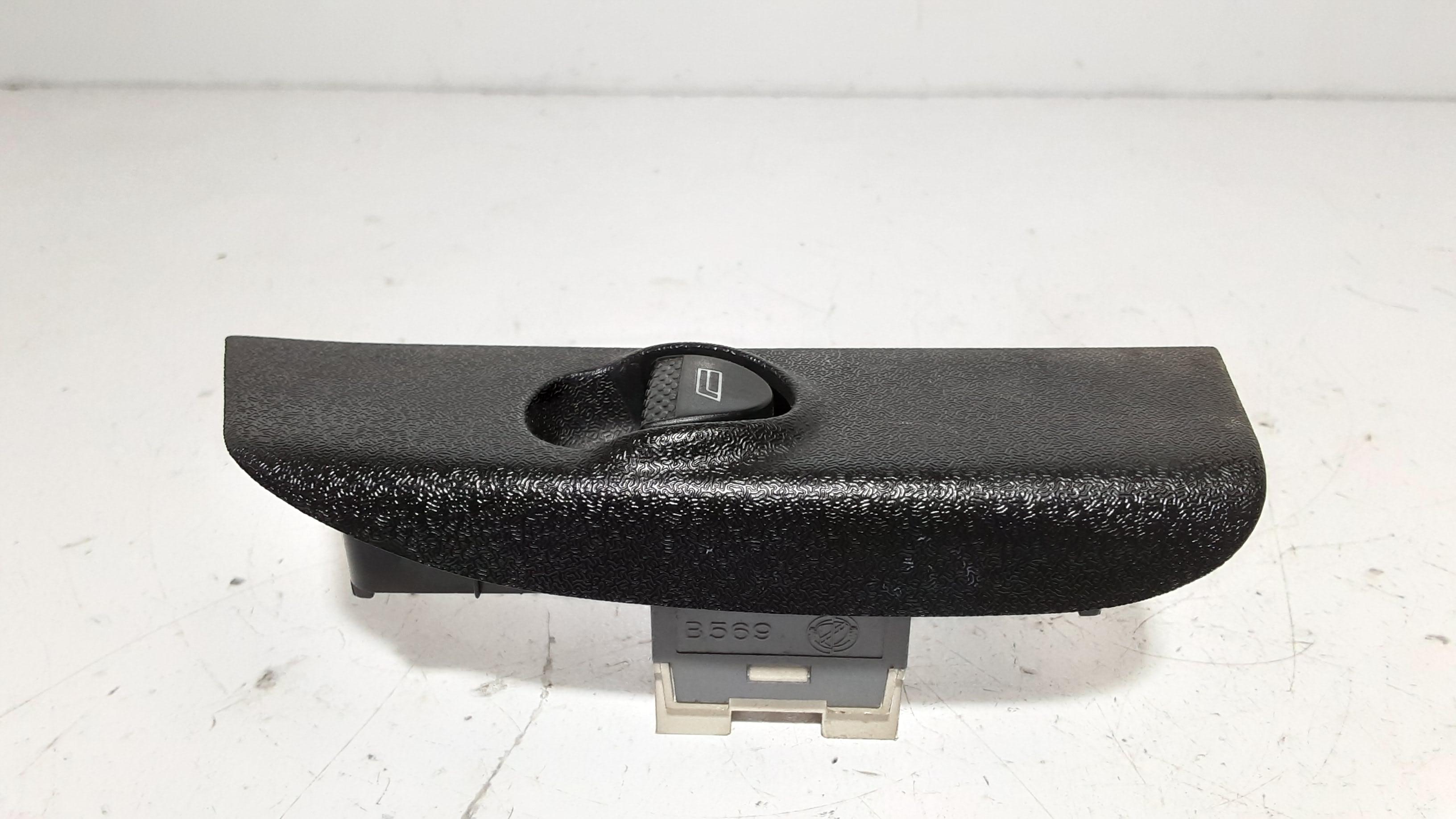 Pulsantiera Anteriore Destra Passeggero FIAT Multipla 2 Serie