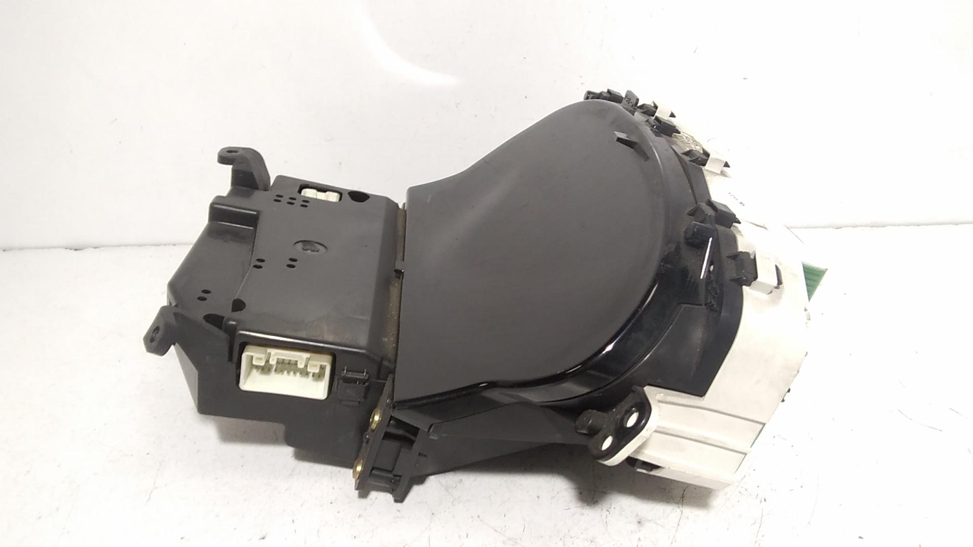 Quadro Strumenti RENAULT Clio Serie (99>01)