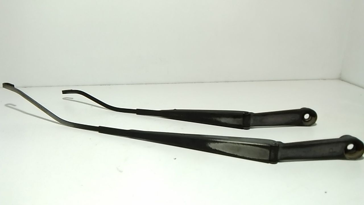 Bracci Tergi ant. KIA Carens 1 Serie