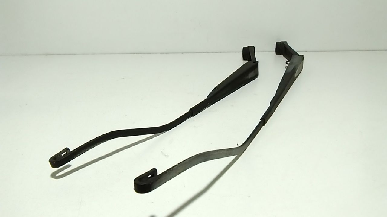 Bracci Tergi ant. KIA Carens 1 Serie