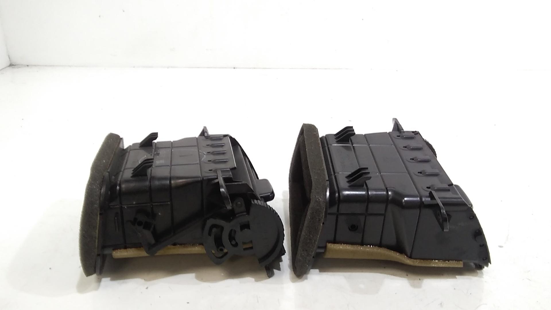 Bocchette Aria Cruscotto MAZDA 3 Berlina Serie (03>09)