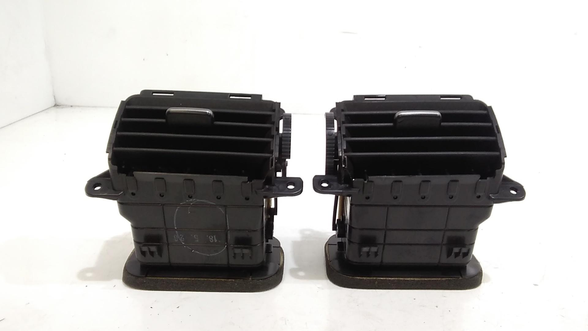 Bocchette Aria Cruscotto MAZDA 3 Berlina Serie (03>09)