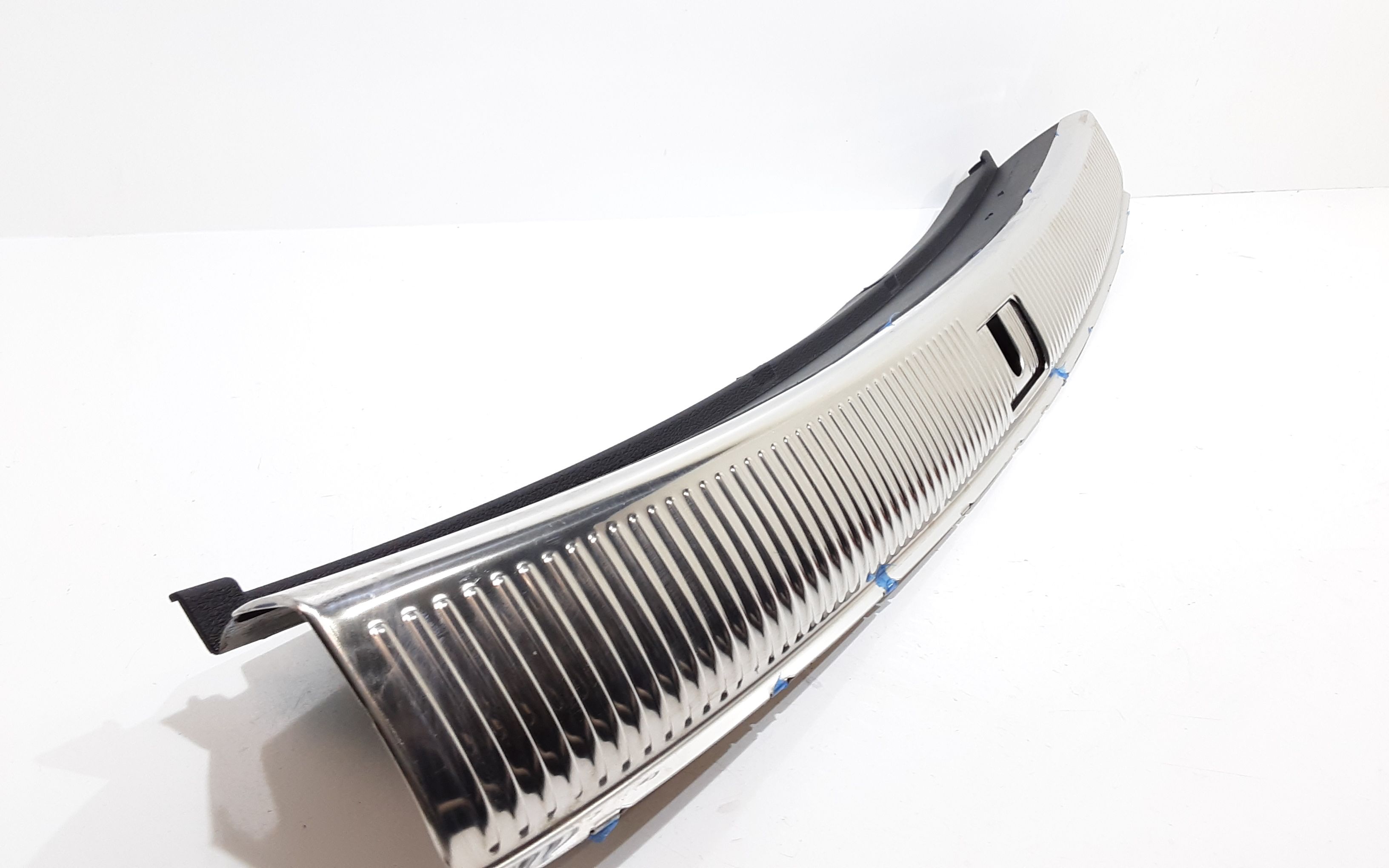 Batticofano posteriore AUDI Q5 Serie (FYB)