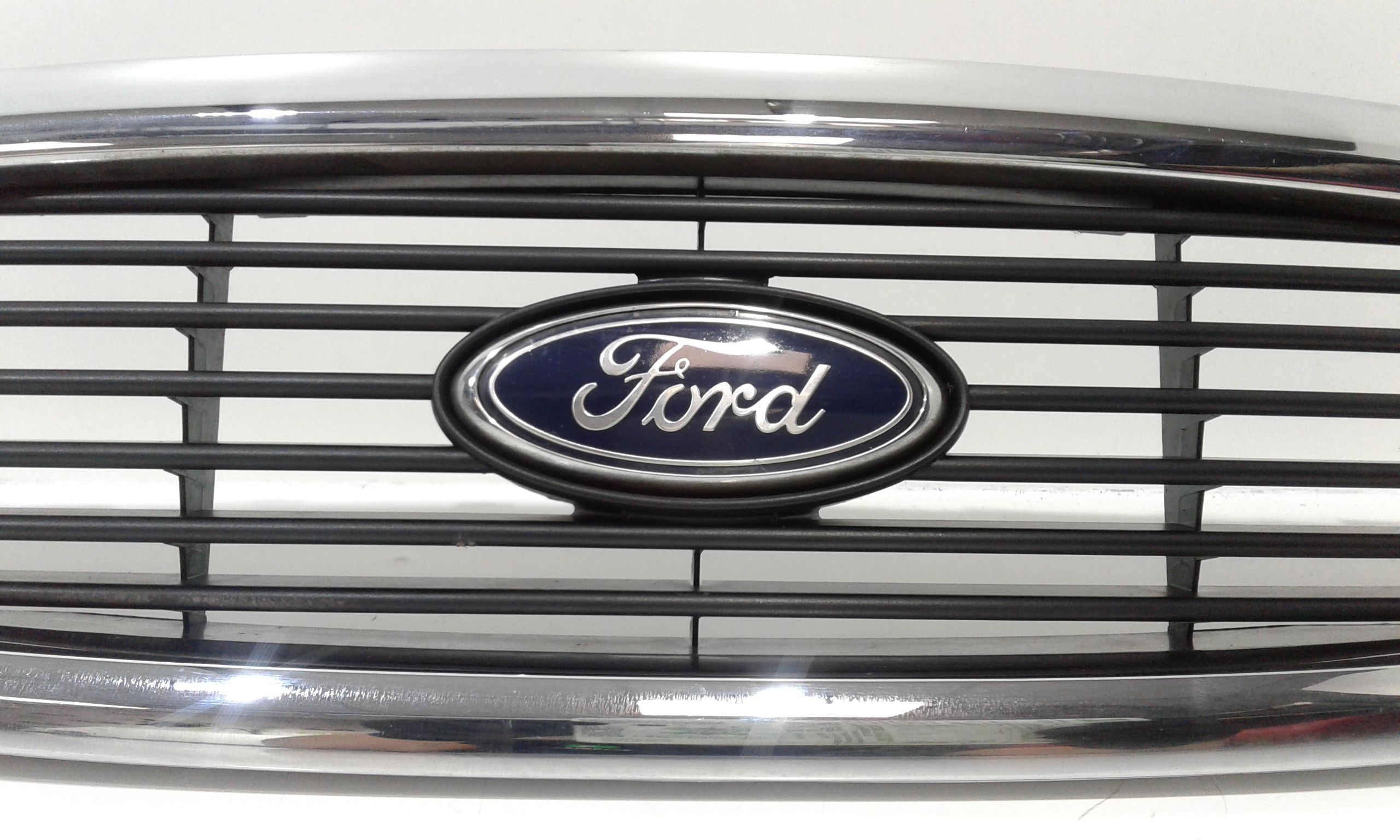 Mascherina anteriore FORD Mondeo Berlina 2 Serie