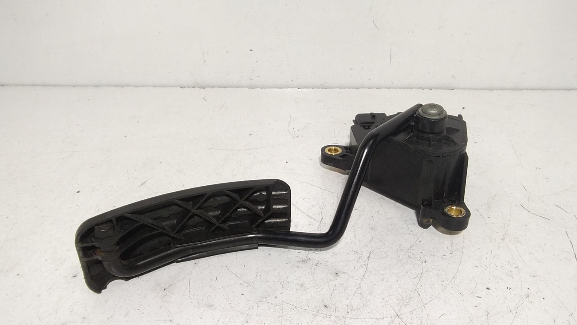 Pedale acceleratore RENAULT Kangoo 4 Serie