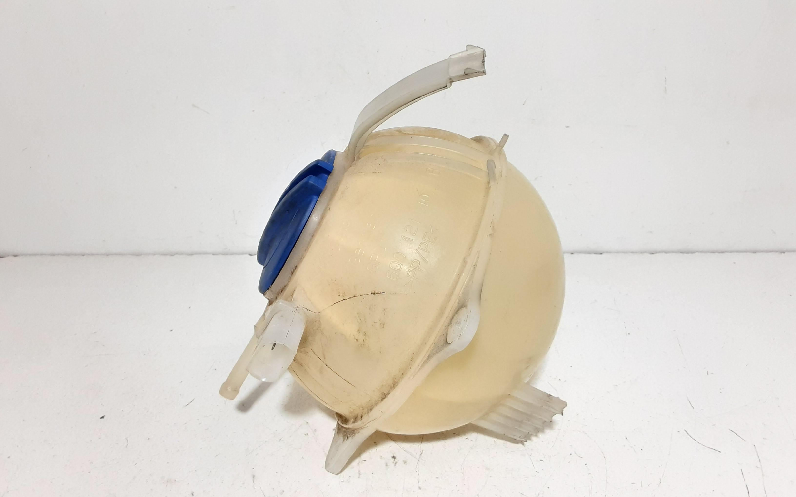 Vaschetta liquido radiatore VOLKSWAGEN Polo 4 Serie