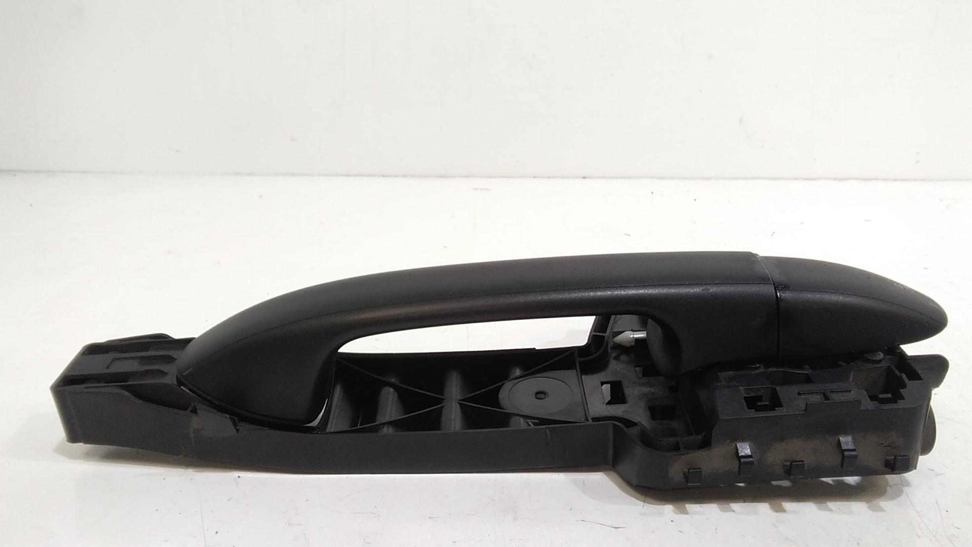 Maniglia esterna Anteriore Destra MERCEDES Vito Serie (W447) (14>)