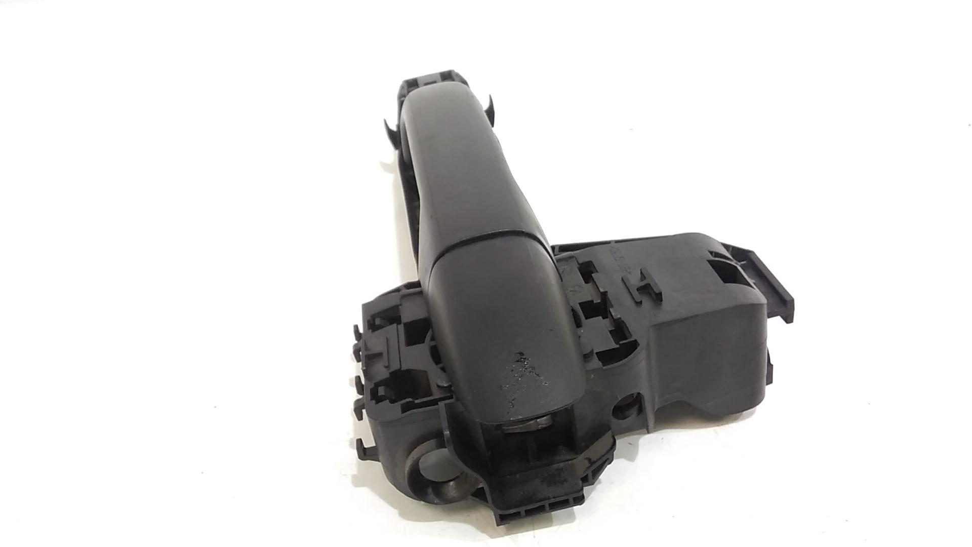 Maniglia esterna Anteriore Destra MERCEDES Vito Serie (W447) (14>)