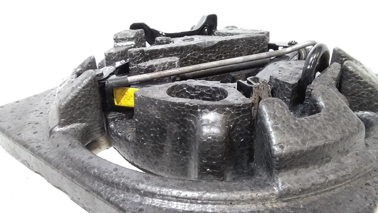 Cric FORD Focus Berlina 3 Serie