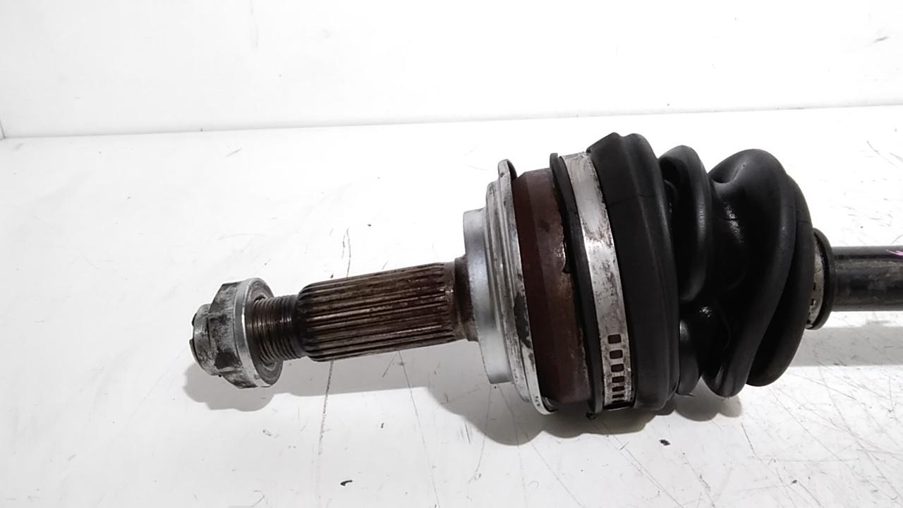 Semiasse anteriore Sinistro TOYOTA Yaris 3 Serie