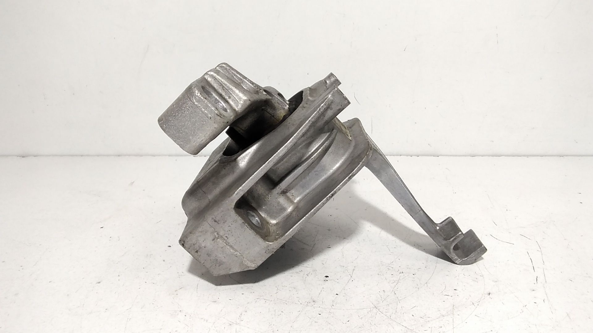 Supporto motore VOLKSWAGEN Passat Alltrack (3G5,CB5) (15>)