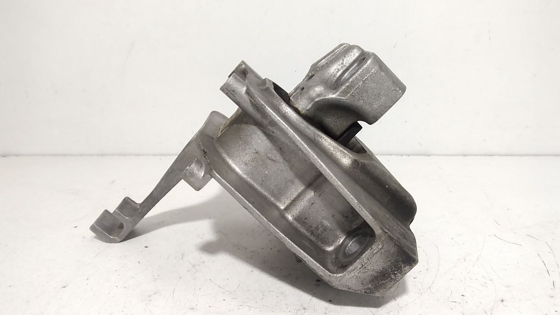 Supporto motore VOLKSWAGEN Passat Alltrack (3G5,CB5) (15>)