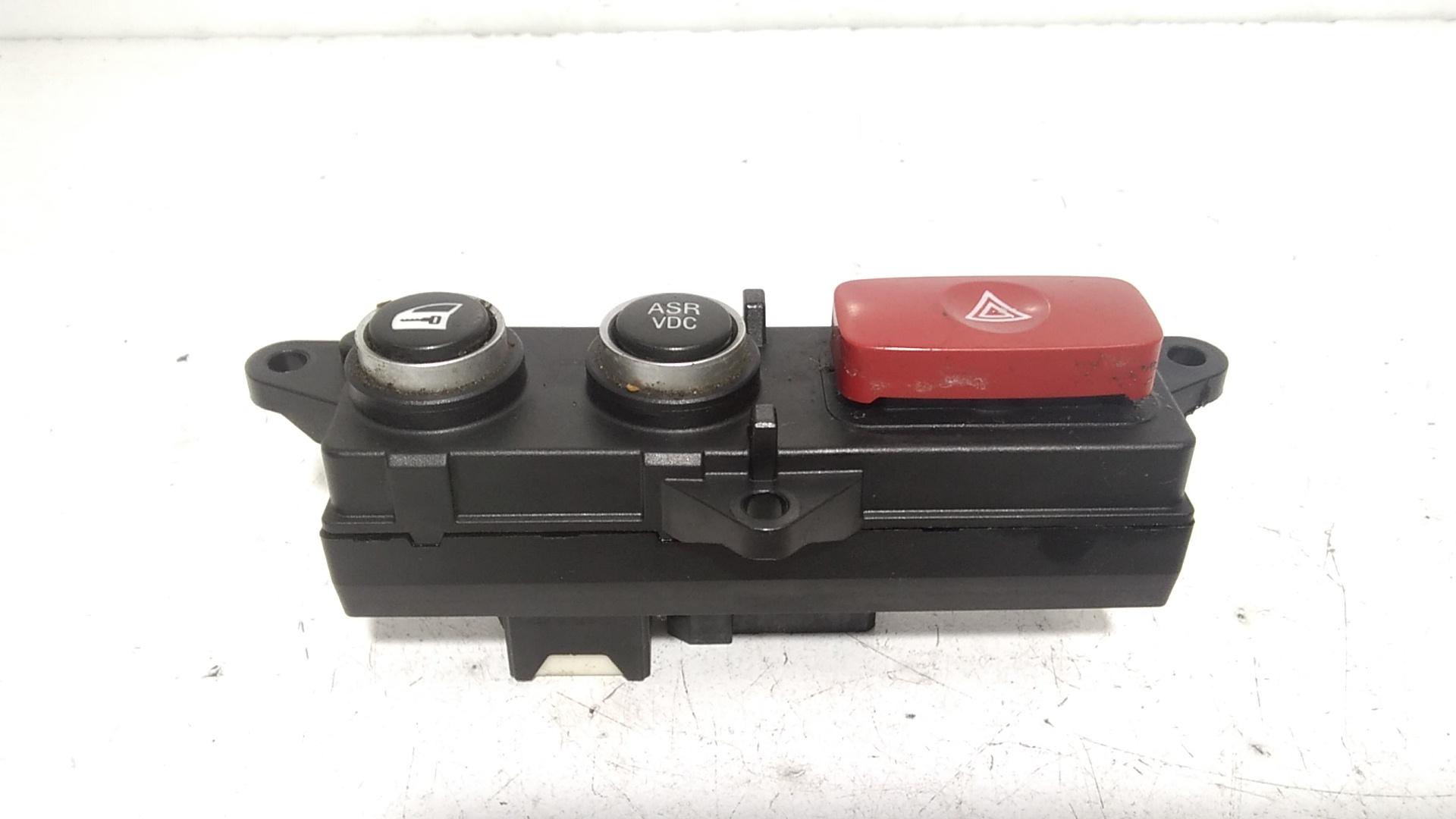 Pulsante luci di emergenza ALFA ROMEO 159 Berlina 1 Serie