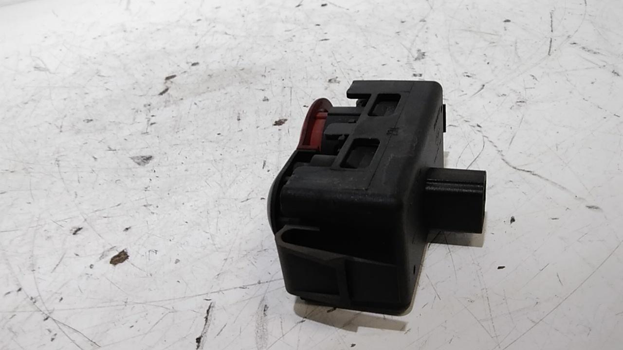 Pulsante luci di emergenza RENAULT Modus 1 Serie