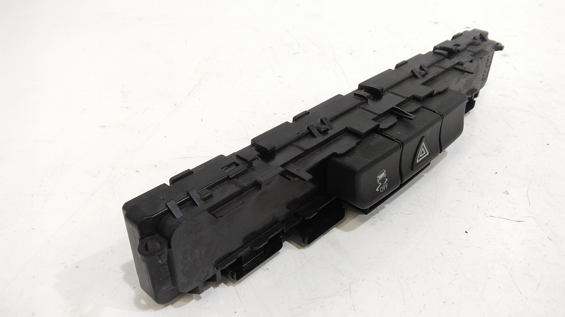 Pulsante luci di emergenza MERCEDES Vito Serie (W447) (14>)